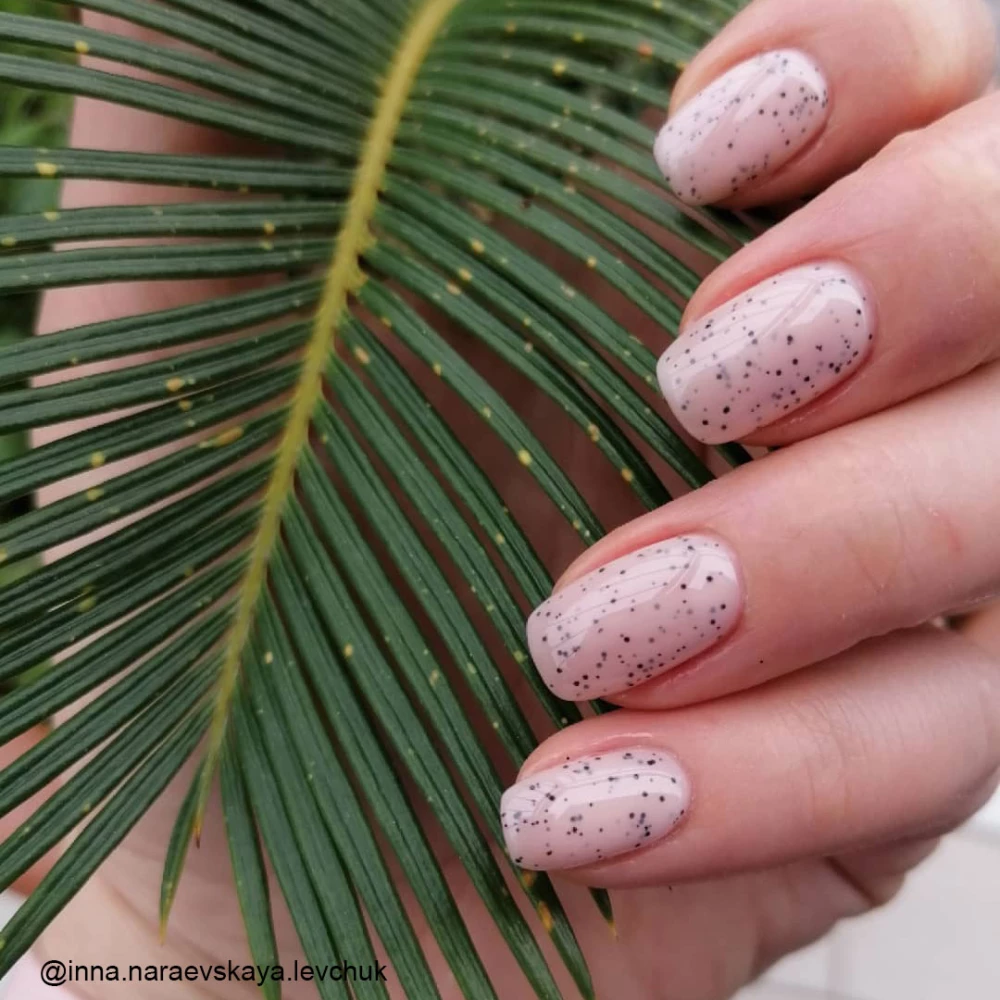 Гель-лак Kira Nails Чиа Пудинг №001 Ваниль (с крошкой), 6 мл