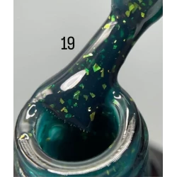 База LEAF BASE SAGA professional №19 (зеленая с золотой поталью), 9 мл